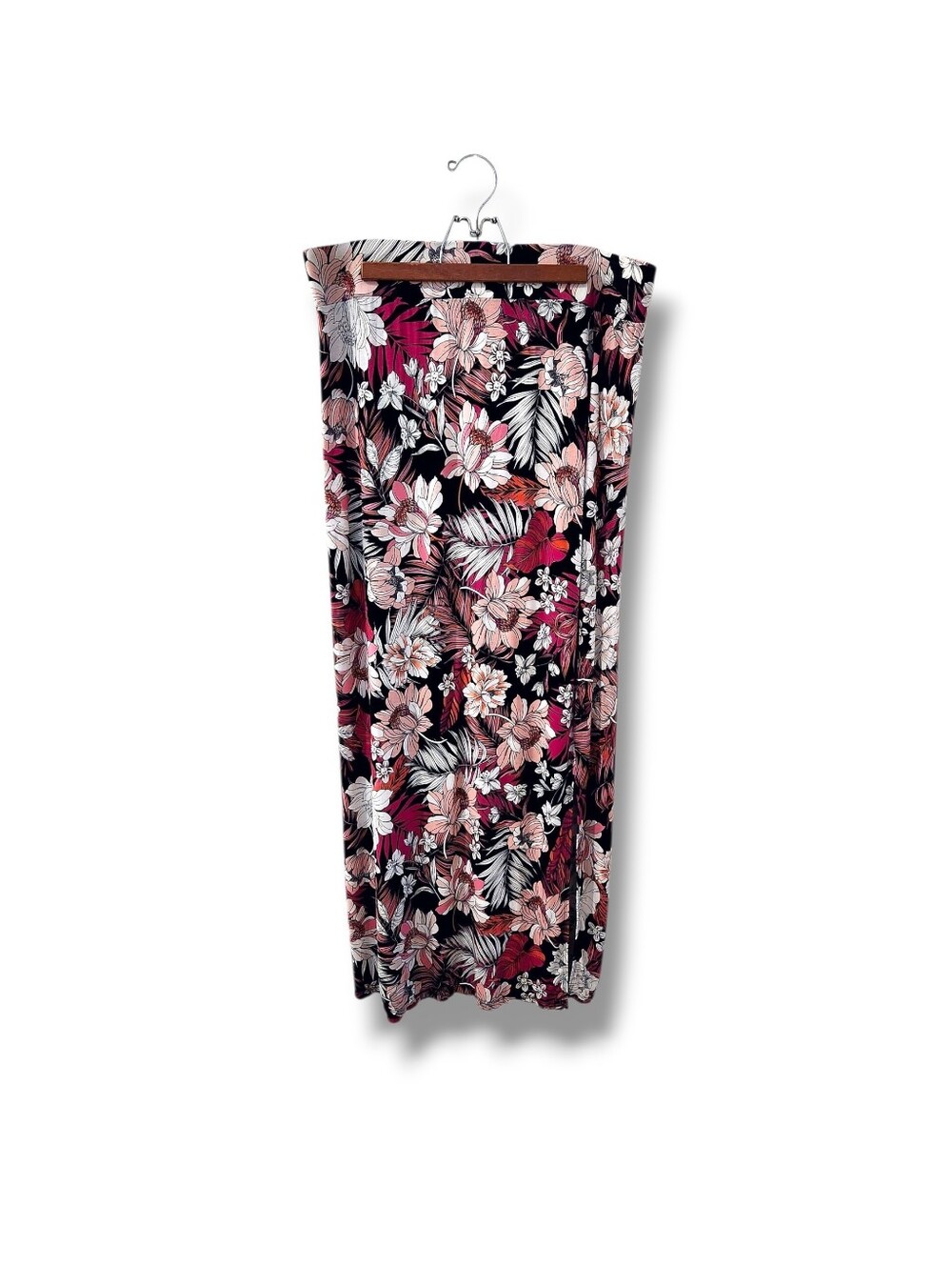 a.n.a. Tropical Floral Print Pink Bella Knit Maxi Skirt With Side Slits | XLT